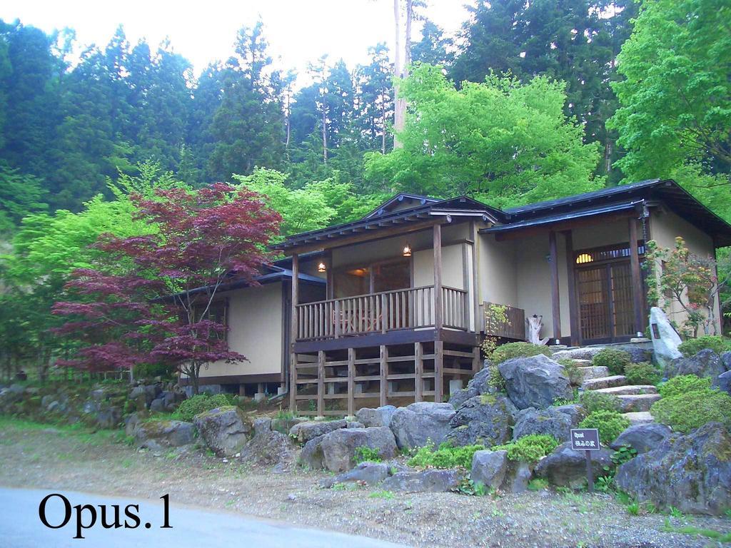 Shikitei Hotell Fujiyoshida Exteriör bild