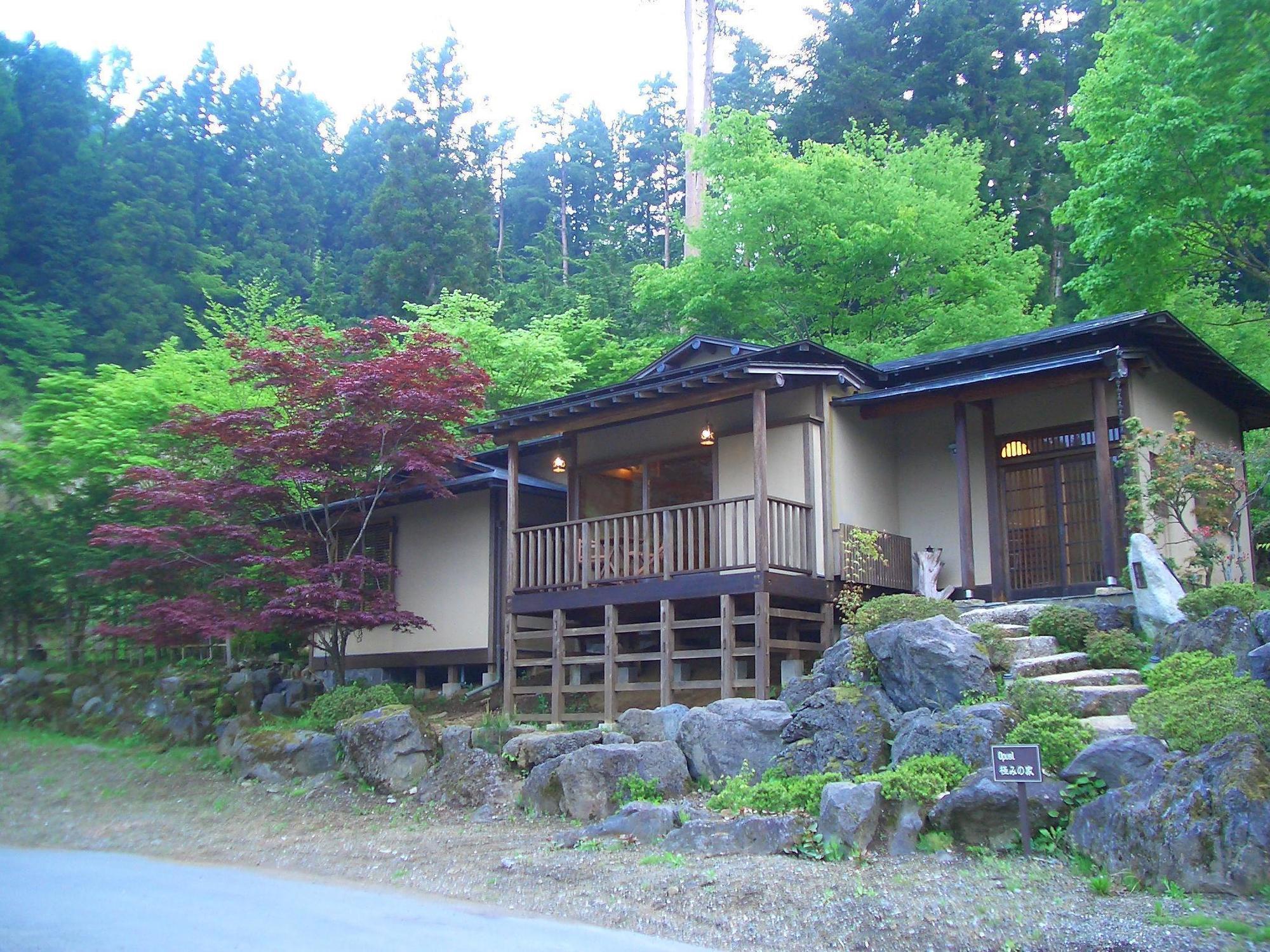 Shikitei Hotell Fujiyoshida Exteriör bild