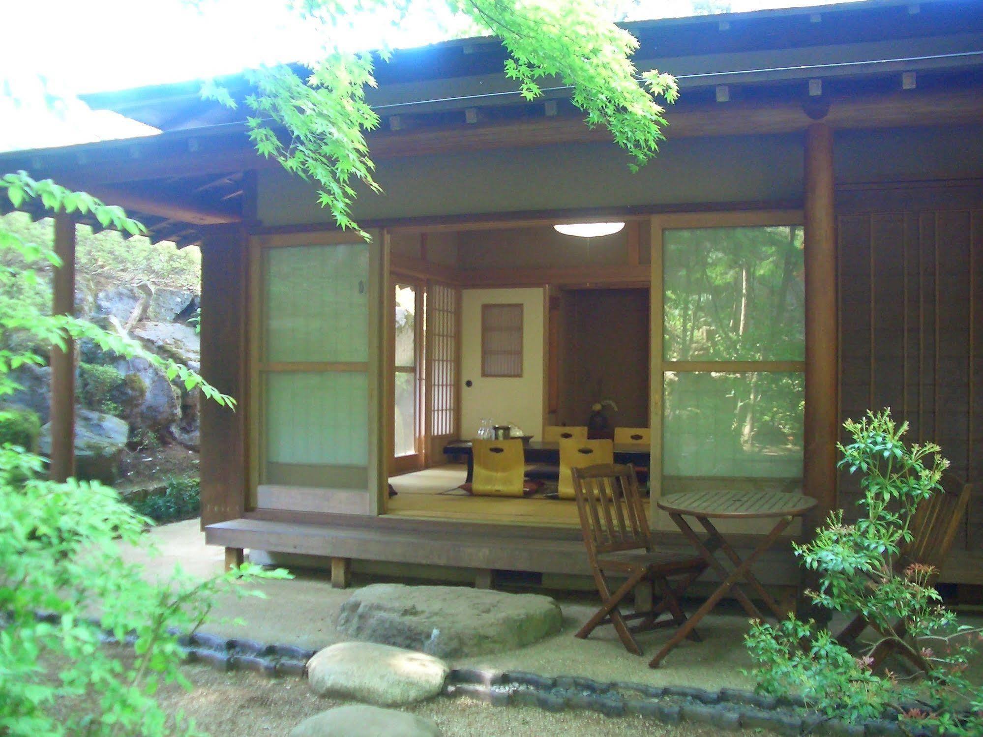 Shikitei Hotell Fujiyoshida Exteriör bild